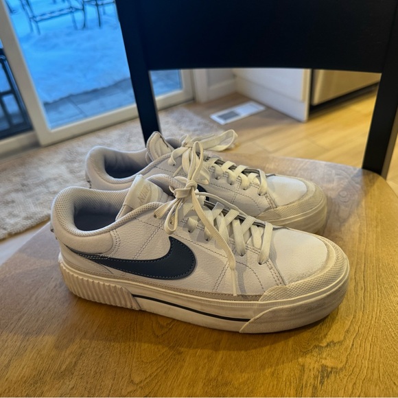 Nike Court Legacy Lift (w7.5) - Picture 3 of 8